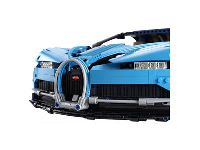LEGO Technic Bugatti Chiron 42083  Car 1/8th size