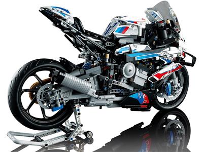 LEGO Technic BMW M 1000 RR 42130