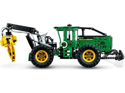LEGO Technic John Deere 948L II Skidder 42157