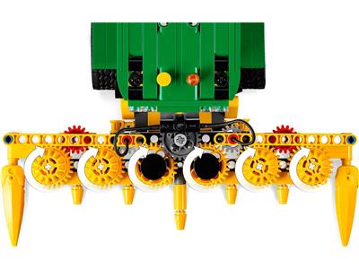 LEGO Technic John Deere 9700 Forage Harvester 42168