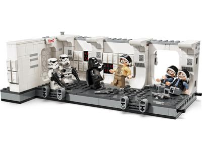 LEGO Star Wars Boarding the Tantive IV (75387)